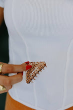Load image into Gallery viewer, Spotted Triangle Claw Clip