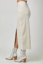 Load image into Gallery viewer, Toasting The Szn Corduroy Skirt