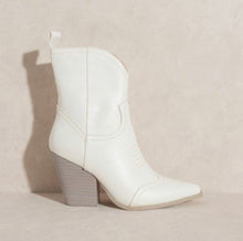 Load image into Gallery viewer, Cowboy Casanova Bootie