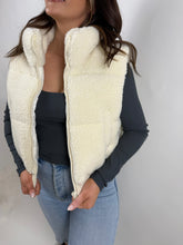 Load image into Gallery viewer, Snowflake Kisses Vest
