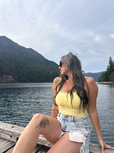 Load image into Gallery viewer, Everyday Tank Square Neck Lemon Squeeze
